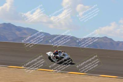 media/Oct-03-2022-Moto Forza (Mon) [[5f077a3730]]/Intermediate Group/Session 2 (Bowl)/